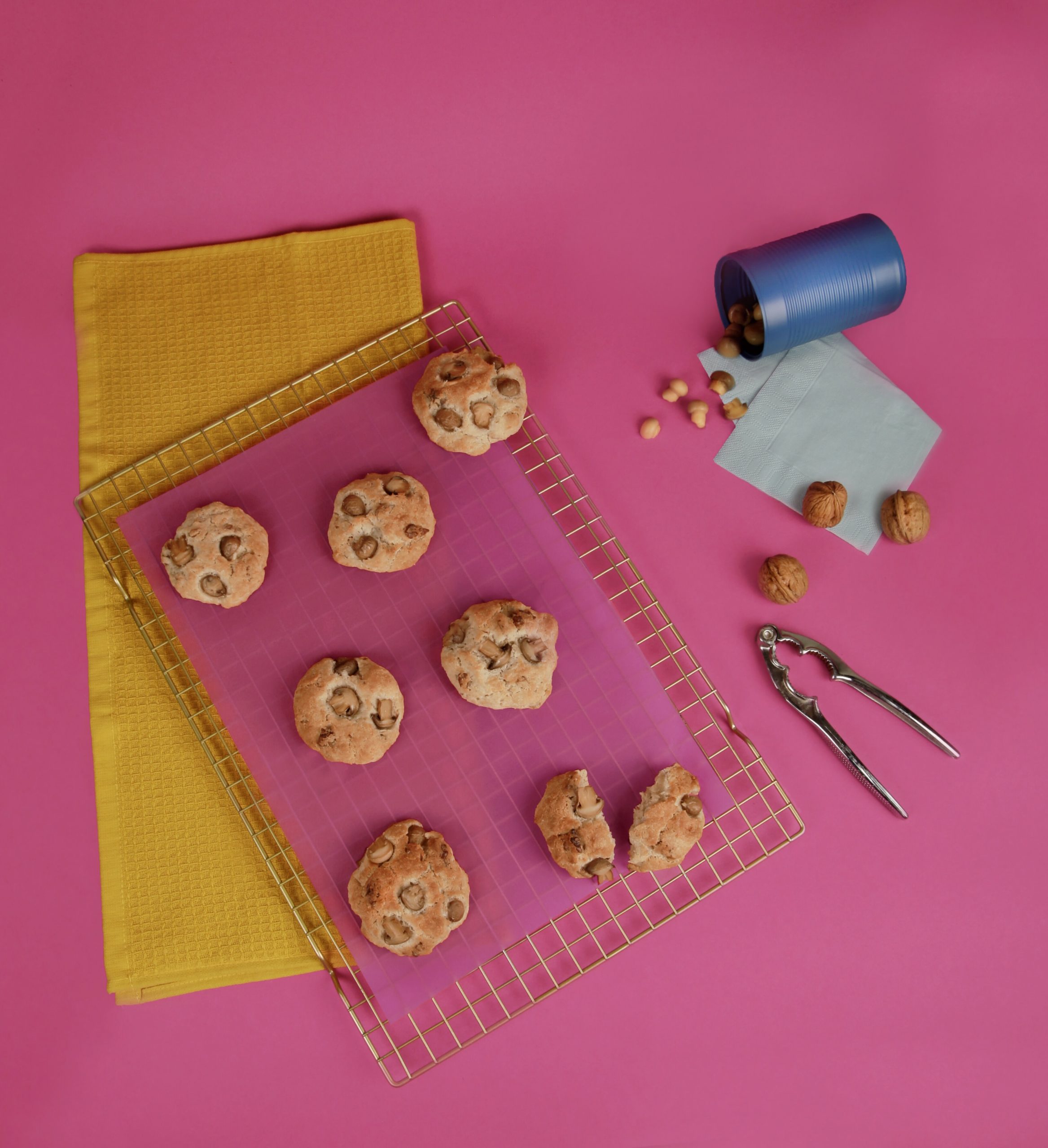 Mushroom & nut cookies - European Mushrooms