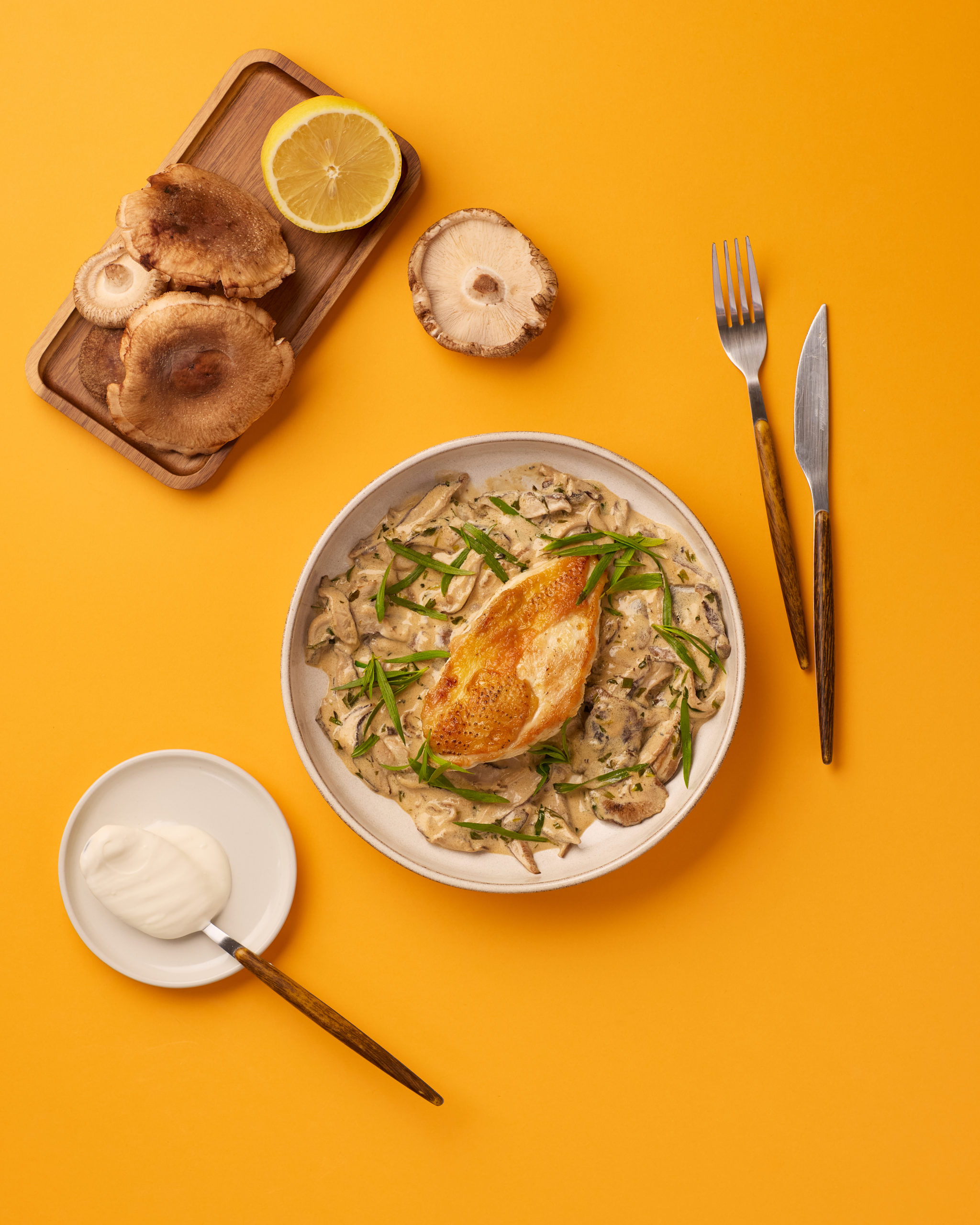 Pollo in salsa cremosa ai funghi e aglio - European Mushrooms